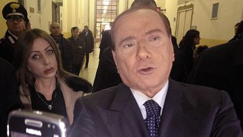 berlusconi, declarado en rebeldia por faltar a un juicio berlusconi, declarado en rebeldia por faltar a un juicio