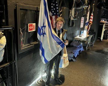 Javier Milei, con la bandera de Israel.