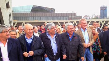 larreta: lavagna puede sacarse fotos con quien quiera larreta: lavagna puede sacarse fotos con quien quiera