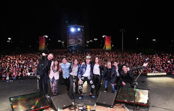 Más de 100 mil personas vibraron en un megashow por los 135 años de La Plata