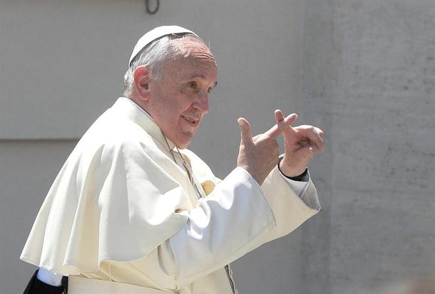 Doble confirmación: el Papa contactó a un argentino por la carta