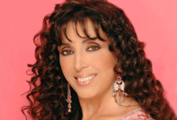 La meten presa por usurpar la identidad de cantante argentina