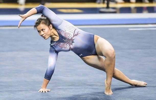 VIDEO: Una gimnasta se rompió las dos piernas en una competencia