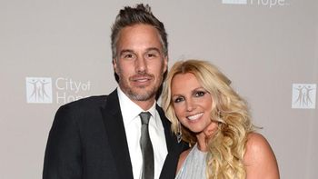 britney y otro volantazo: se separo del novio y deja la tv britney y otro volantazo: se separo del novio y deja la tv