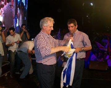 Una polémica propuesta en educación complica la elección del Frente Amplio