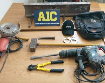 Tomaron una familia de rehén y robaron $43 millones haciendo un boquete