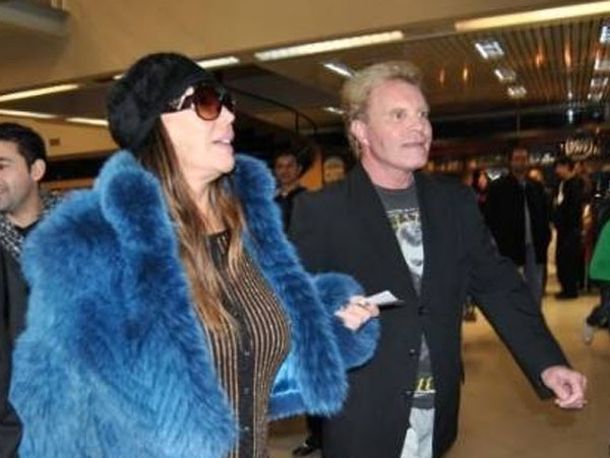 Moria Casán volvió al país luego de su detención en Paraguay