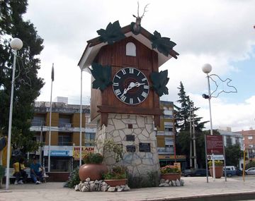 Insólito: quieren llevar el Cu-Cú de Carlos Paz al Mundial