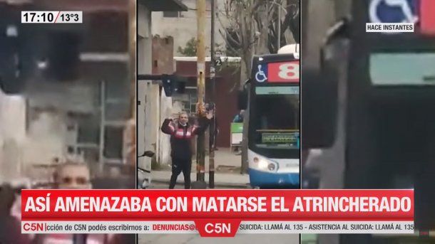 El momento en que un hombre atrincherado en General Paz amenazaba con pegarse un tiro