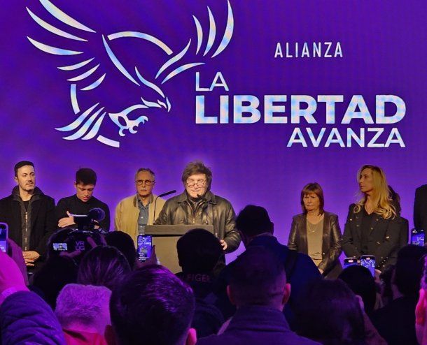 ¿Afuera? Los tres funcionarios claves de Javier Milei que estuvieron ausentes del escenario de LLA
