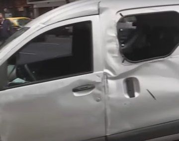 Choque y vuelco en Monserrat: el conductor de una camioneta se quedó dormido