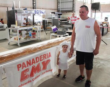 El pan más grande del país: pesa 20 kilos