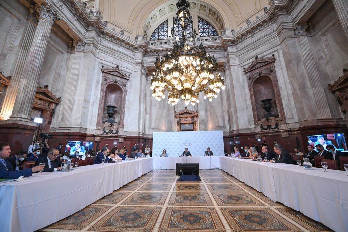 El acuerdo con el FMI obtuvo dictamen favorable y se debate este jueves en el Senado