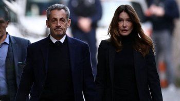 el video de despedida de carla bruni a sarkozy: los separados el video de despedida de carla bruni a sarkozy: los separados