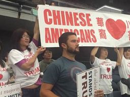 Chinos apoyan a Donald Trump Chinos apoyan a Donald Trump