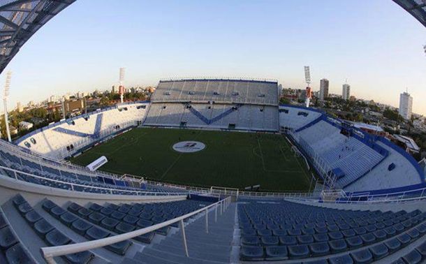 Vélez y una iniciativa para que sus hinchas jueguen en el José Amalfitani