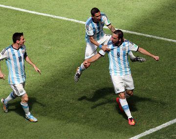 Así se vivió en Buenos Aires el golazo de Higuaín ante Bélgica