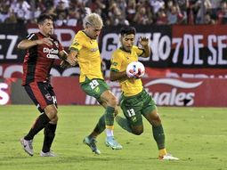 Newells quiere recuperarse ante Defensa y Justicia de la derrota en el clásico rosarino. Newells quiere recuperarse ante Defensa y Justicia de la derrota en el clásico rosarino.