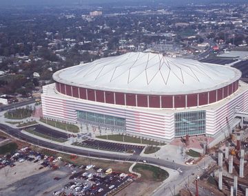 Así fue la impresionante demolición de un estadio ¡en 30 segundos!
