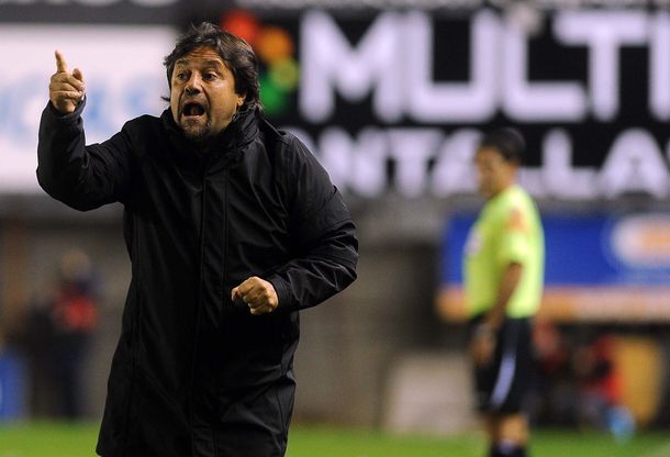 La distorsión de Caruso: Soy el Mourinho argentino