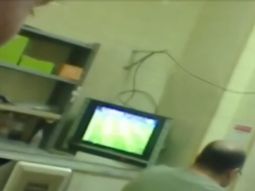 Ignoró a los pacientes por un partido