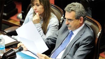 reves para argentina: cruces por al fallo del juez thomas griesa reves para argentina: cruces por al fallo del juez thomas griesa