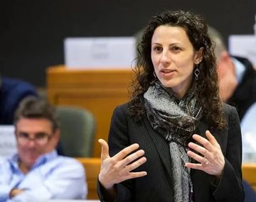 Denuncian por fraude a experta en honestidad de la Universidad de Harvard