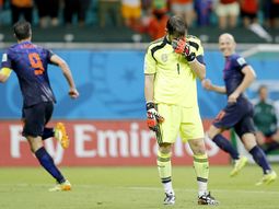 espana fue vapuleado y sufrio la peor derrota de un campeon vigente espana fue vapuleado y sufrio la peor derrota de un campeon vigente