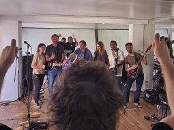 La Banda Presidencial: Javier Milei ensayó para la presentación de su nuevo libro