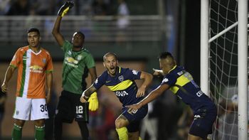 El Xeneize derrotó a Banfield en la reanudación del fútbol y va por más El Xeneize derrotó a Banfield en la reanudación del fútbol y va por más