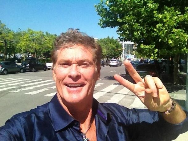 Un ex Baywatch está de paseo por la Argentina