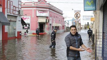 los ultimos evacuados por las inundaciones en lujan regresan a sus casas los ultimos evacuados por las inundaciones en lujan regresan a sus casas