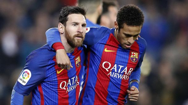 Messi y Neymar con la camiseta de Barcelona