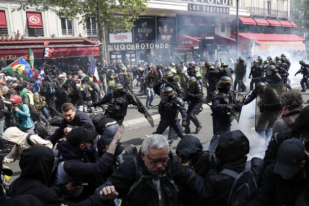 Detuvieron a unas 290 personas en Francia en manifestaciones por el 1° de Mayo