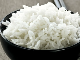 El estudio de Harvard que recomienda evitar comer arroz blanco