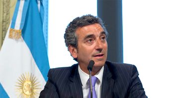 randazzo: no hay ninguna guerra contra scioli randazzo: no hay ninguna guerra contra scioli