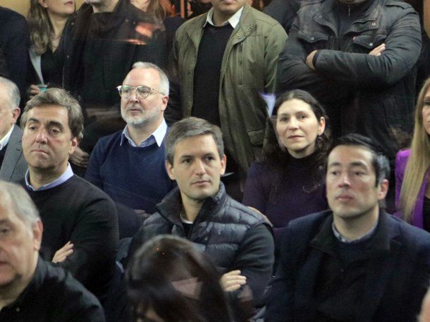 Qué dirigentes acompañaron a Cristina Kirchner en Comodoro Py
