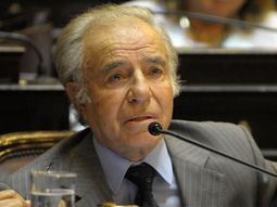 buscan excluir a menem del senado por inhabilidad moral buscan excluir a menem del senado por inhabilidad moral
