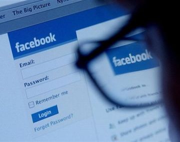 Uruguay busca evasores en redes sociales y páginas de internet