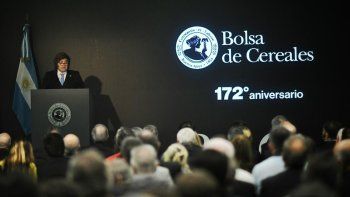 Javier Milei en la Bolsa de Cereales de Buenos Aires. Javier Milei en la Bolsa de Cereales de Buenos Aires.