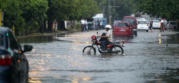 Muertes y derrumbes en La Habana por intensas lluvias