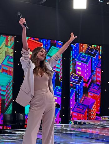 Rating: Pampita debutó como conductora en Los 8 Escalones y elevó a El Trece