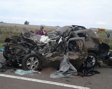 Tremendo choque frontal en la ruta: 3 muertos  y 2 heridos