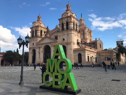 Se la lleva a marzo: el furcio de Macri al inaugurar el Congreso de la Lengua