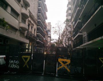 Se suspendió la audiencia por el vallado de la casa de Cristina Kirchner