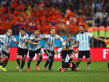 Protagonista en Brasil 2014, este exjugador brilló en River y Europa y sigue vinculado al fútbol tras su retiro.