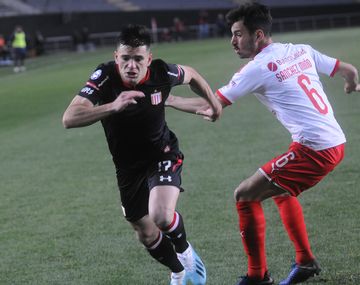 Estudiantes goleó a Independiente en el segundo tiempo