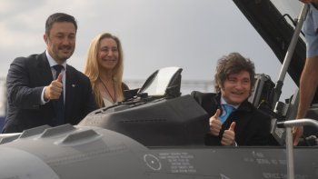 ¿No hay plata? Tras comprar los F-16, ahora Milei pagará U$S 33 millones para entrenar pilotos ¿No hay plata? Tras comprar los F-16, ahora Milei pagará U$S 33 millones para entrenar pilotos