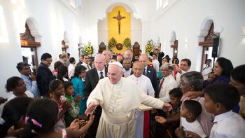 francisco, en filipinas: es un deber escuchar la voz de los pobres francisco, en filipinas: es un deber escuchar la voz de los pobres