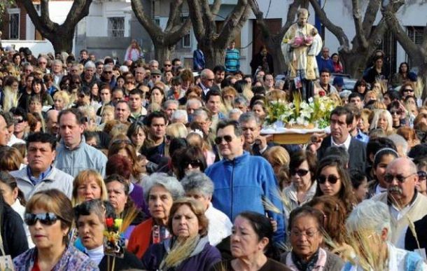 Cortan desde este miércoles varias calles de Liniers por San Cayetano
